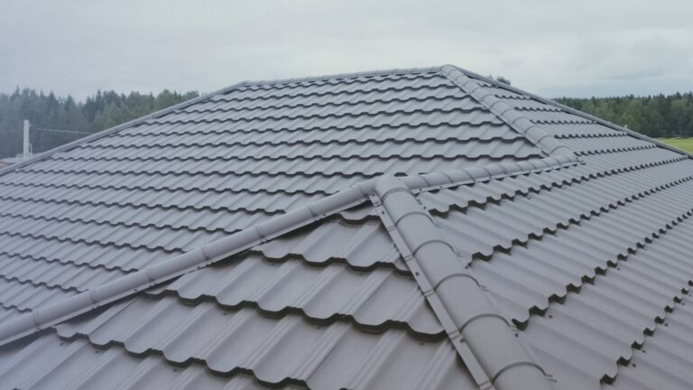 Antikondenz filc za trapezni lim: kada je obavezan i koliko smanjuje kondenz?